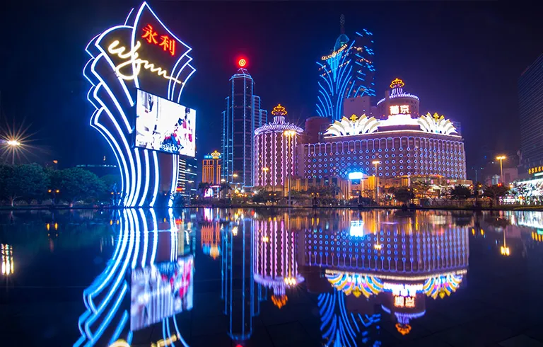 Hong Kong & Macau
